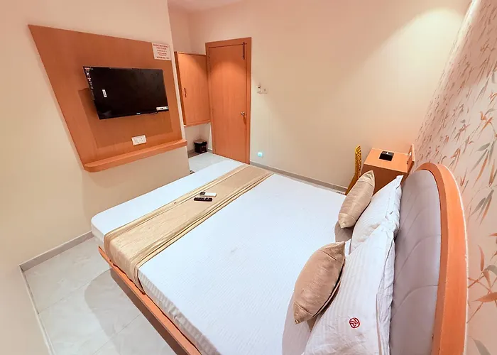 Hotel Radhe Residency Taloja Midc - Only Accomodate Indian Citizens