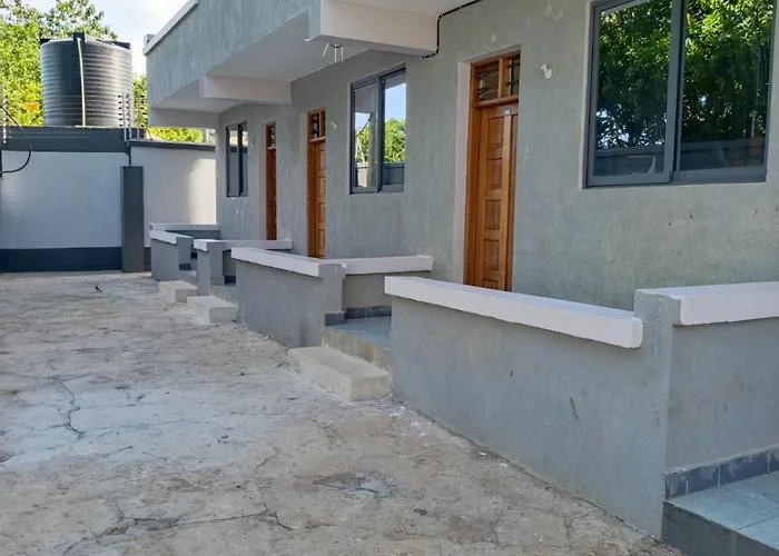 Nyumbani Bustani Cottage