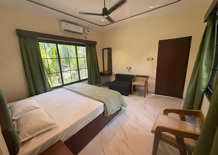 Seven Seas Beach Resort