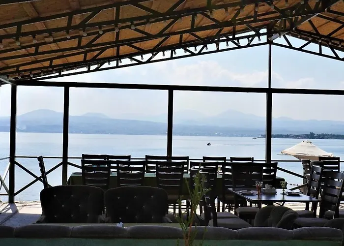 Kambuz Hotel Sevan