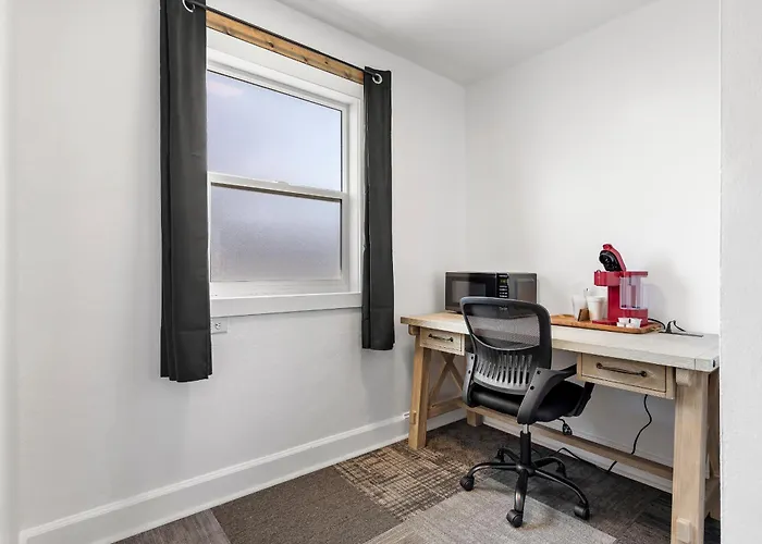 Copper Hill Suites