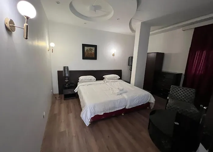 Al Jraat Hotel