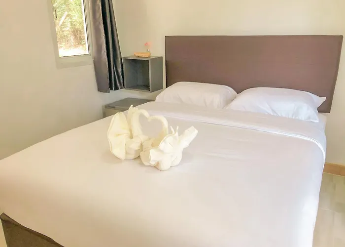 โรงแรมซุนเซนโฮมแอนด์คาเฟ่