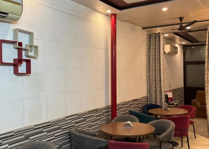 Hotel Golden Star