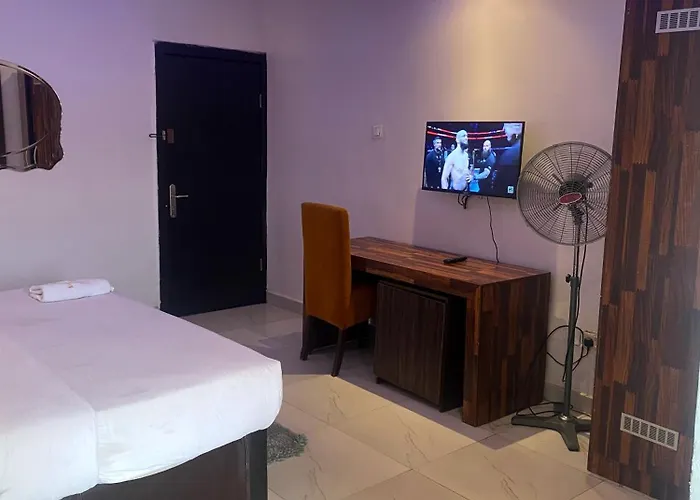 Mambillah Hotel Ikorodu