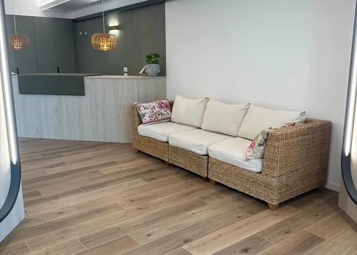 LEON D'ORO - Art Hotel