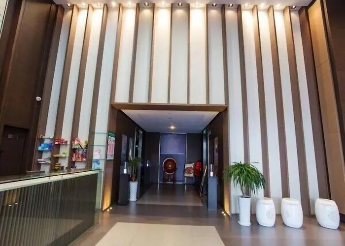 Jinjiang Inn Beihai Beibuwan Square Branch