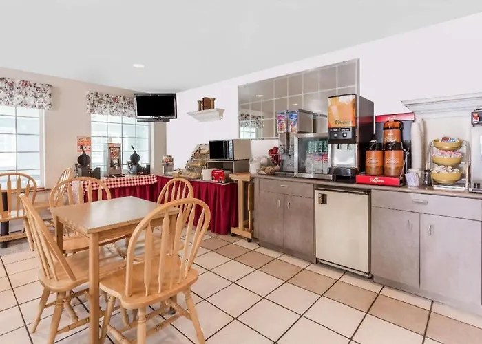Days Inn By Wyndham Ocean Shores