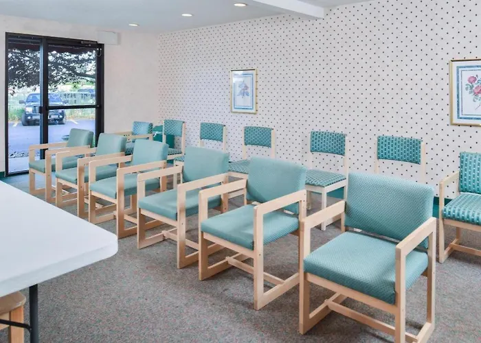 Americas Best Value Inn & Suites Bluffton