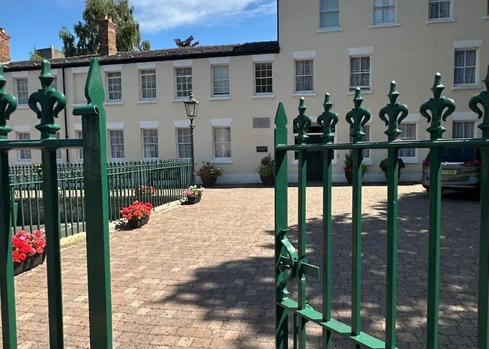St Winefride'S Guesthouse