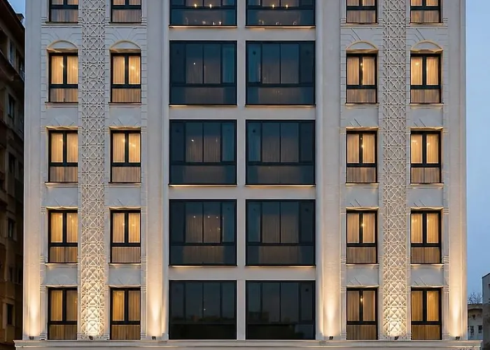 Airport Deluxe Suites Otel