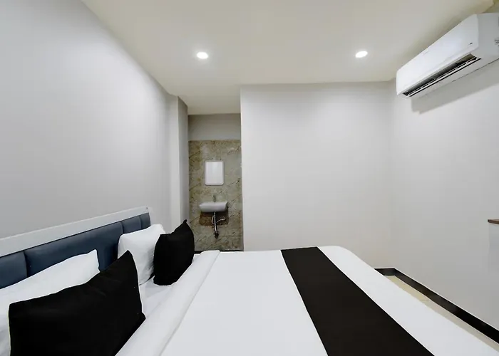 Hotel O Safilguda Lakeview Hyderabad Formerly Adithya Stay