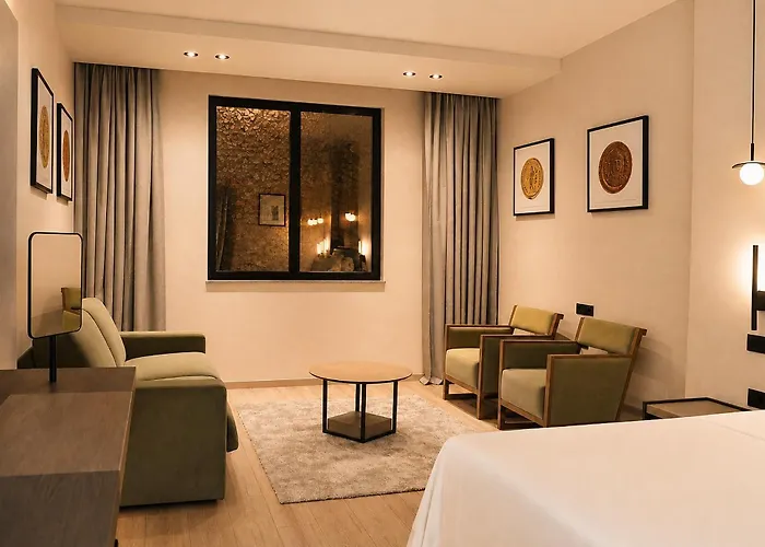Chaonian Hotel