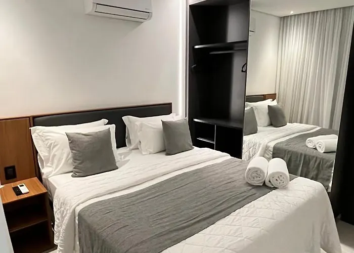 Muro Alto - Flat em Resort pé na areia