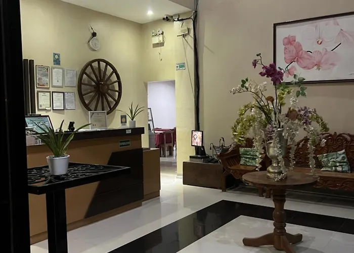 B&S Orchids Suites Hotel