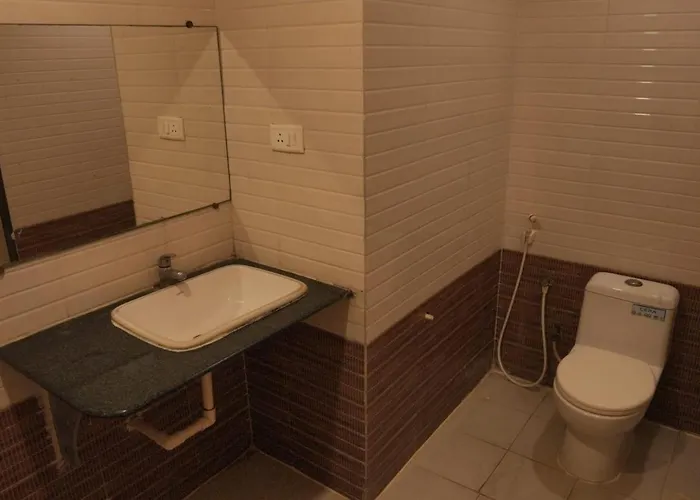 Hotel Surya Teja Priime