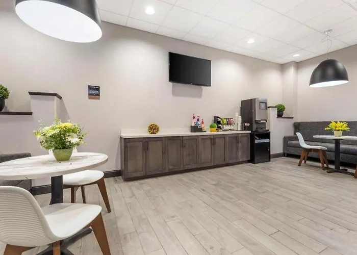 Best Western Plus Cranberry-Pittsburgh North