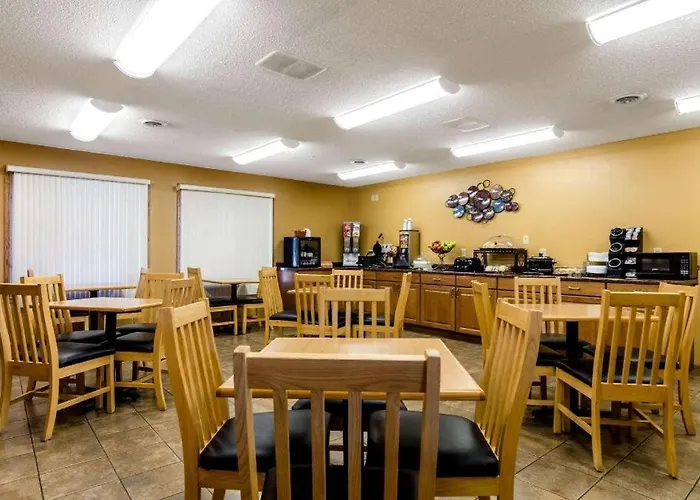 Rodeway Inn Ainsworth
