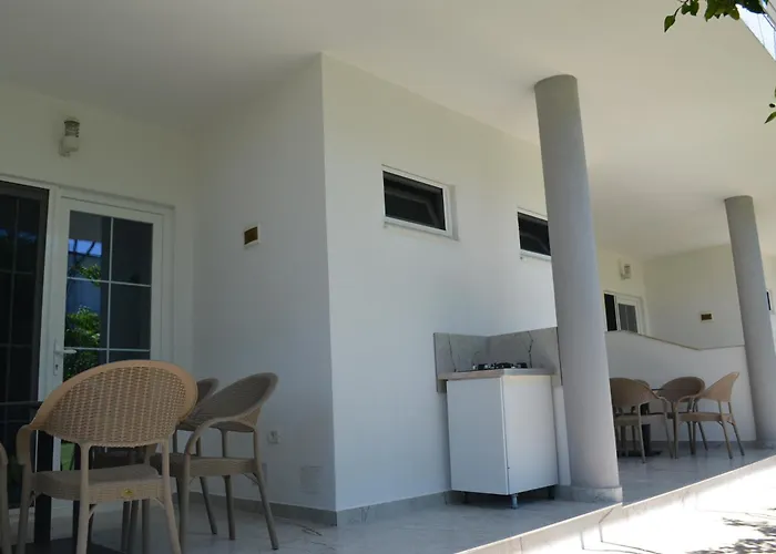 Vila Precetaj