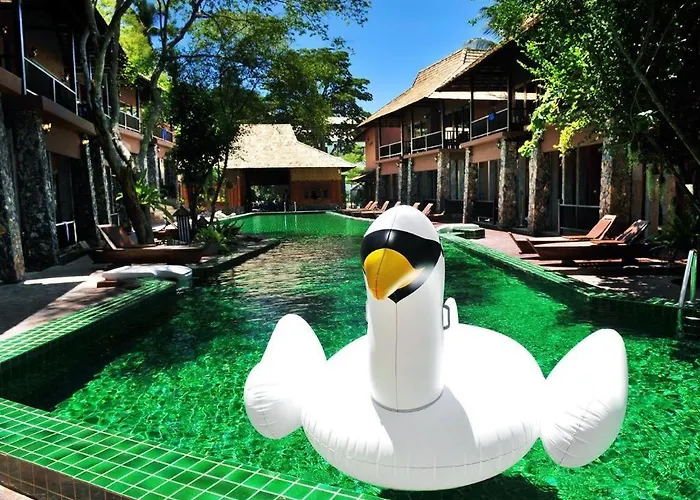 Koh Tao Beach Club