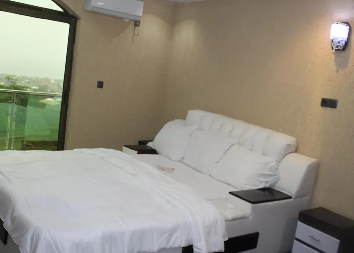 Enoh Presidential Apartment Hotel