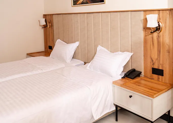 Gulshan Hotel