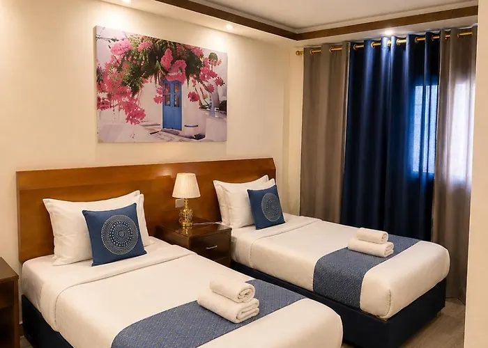 Sky Royal Hotel