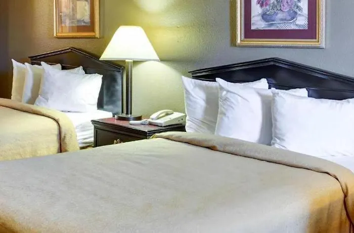 Quality Inn & Suites Hot Springs-Lake Hamilton