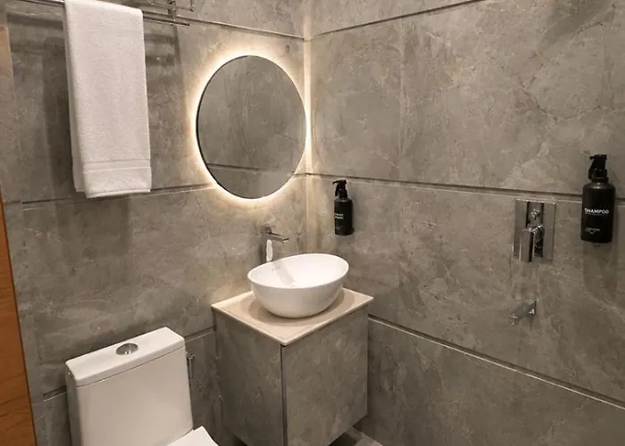 Hotel Kanta Kuteer Barsana
