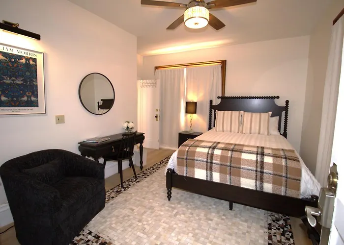 Garfield Inn