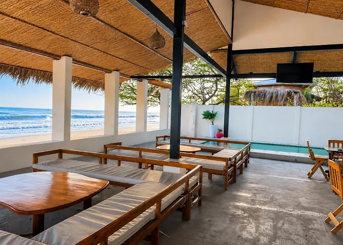 Hotel Yaltas Inn