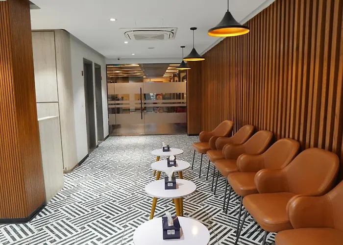 Rt Serene Hotel - Hyderabad