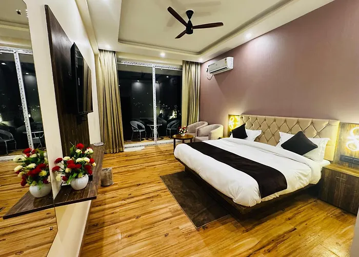 Hotel Casa Del Sol Near'Bhimtal Lake