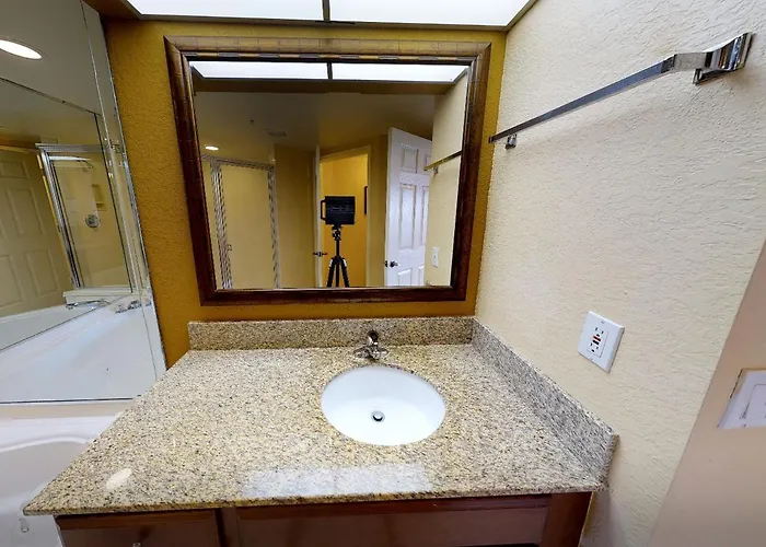 Westgate Lakes Resort & Spa