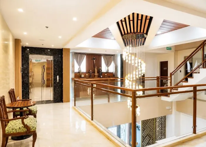 Starhomes Hotel & Cafe