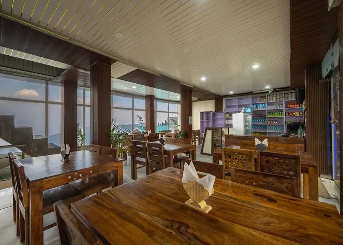 The Suffer Heights L Open Air Lawn L Rooms And Cafe L Kufri By Exotic Stays