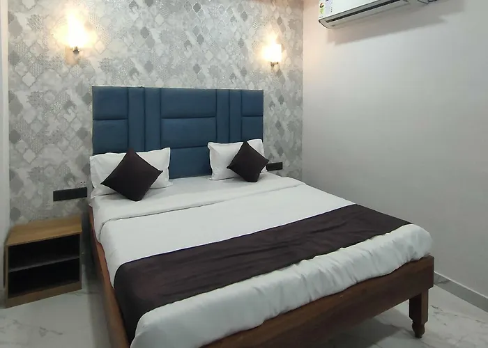 Hotel Abhijeet Inn