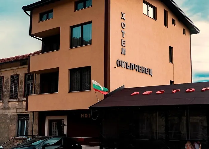 Hotel Opalchenets Стаи За Гости И Парти Зала