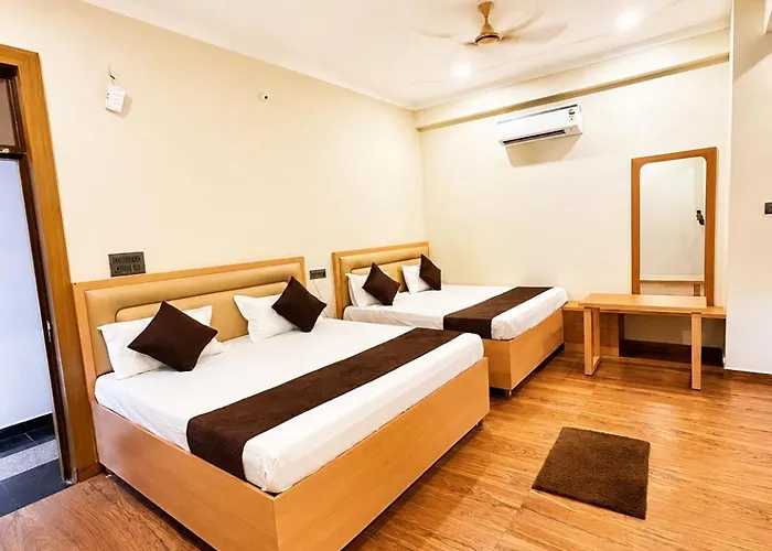 Hotel Param Inn