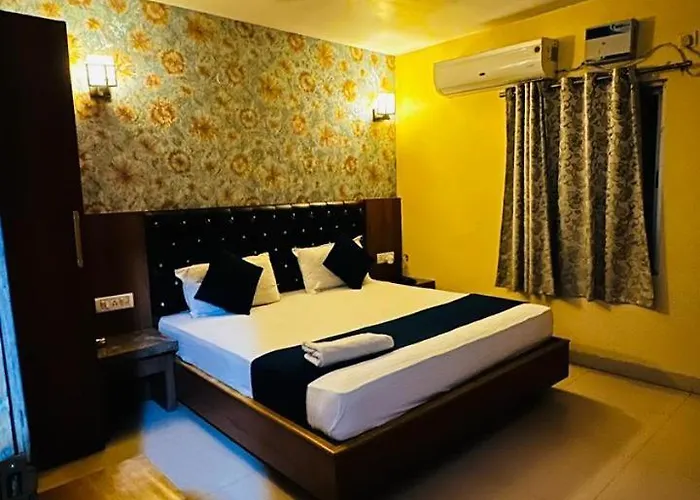 Hotel Raj Palace