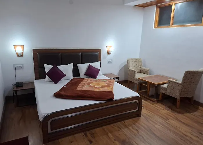 Hotel Moon In