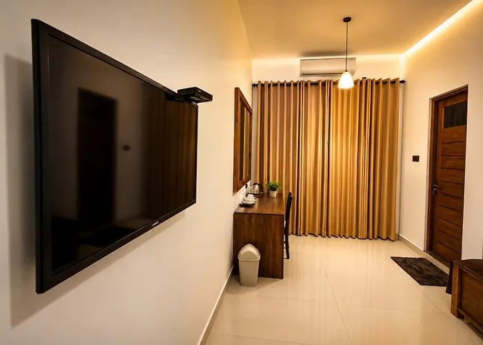 Araliya Hotel