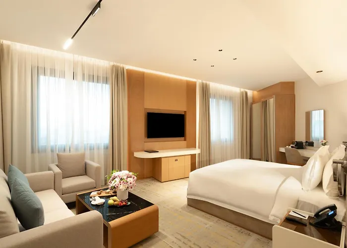 Grand Bloom Hotel