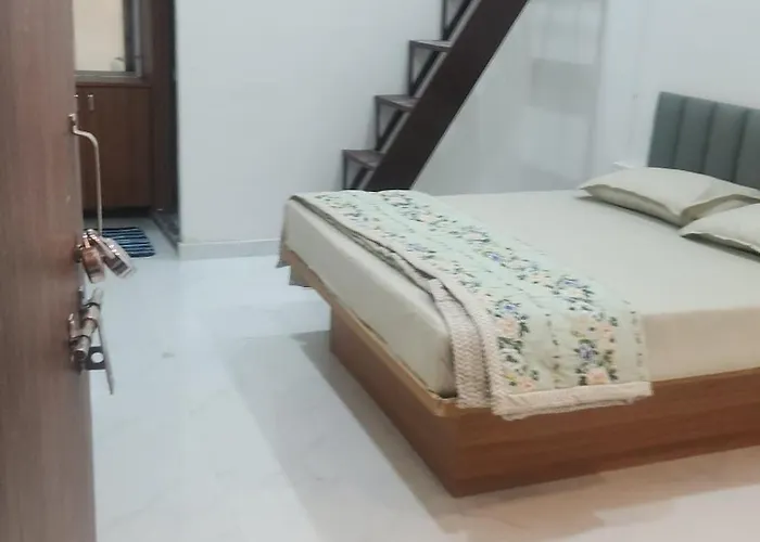 Raya Inn