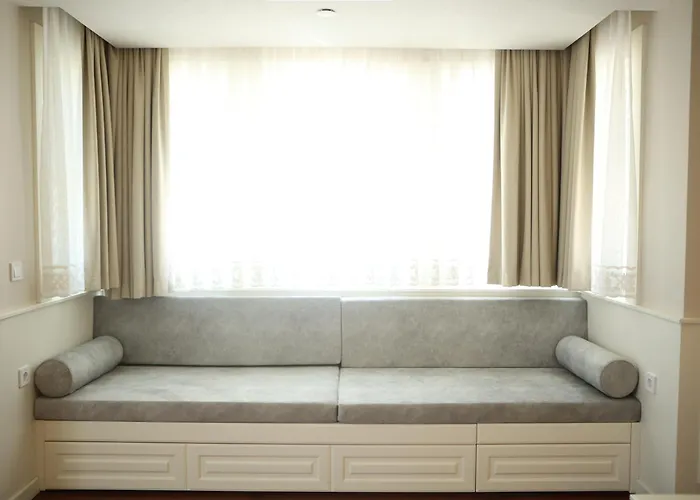 Beyaz Koesk By Secret Sense Collection