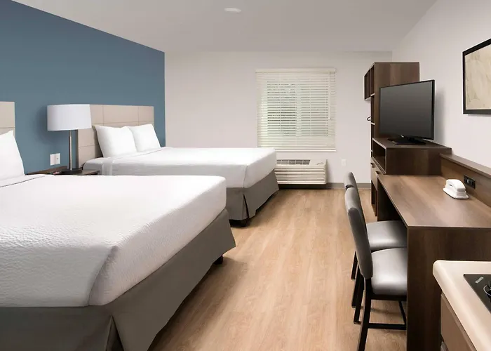 Woodspring Suites Glendale Sports & Entertainment District