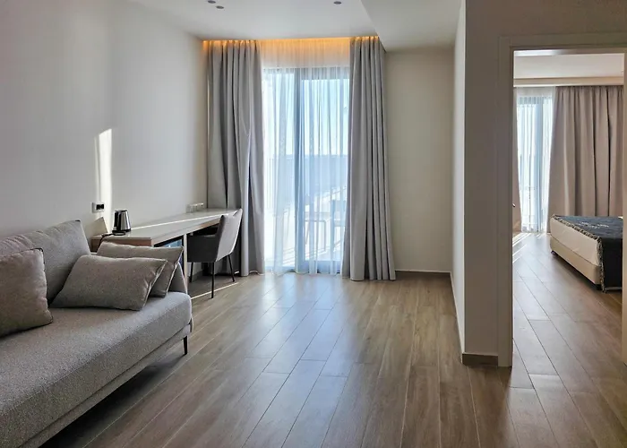Avaris Hotel