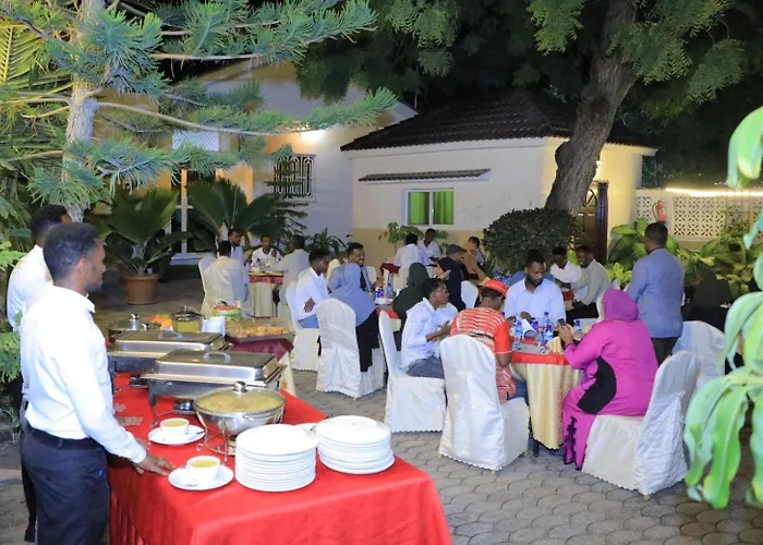 Green Paradise Hotel
