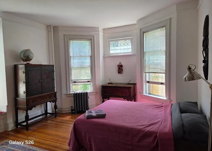 A Private Suite 15 Min From Manhattan