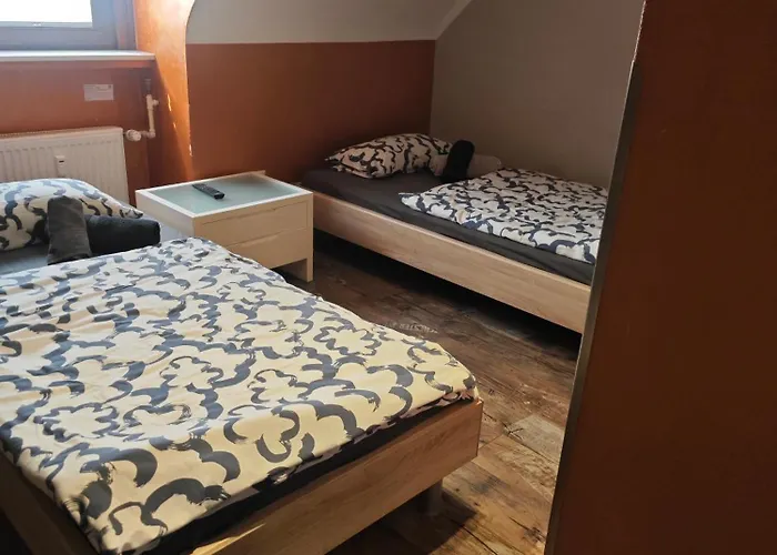 Monteurzimmer 2 Betten WC Dusche Gemeinschaftsküche